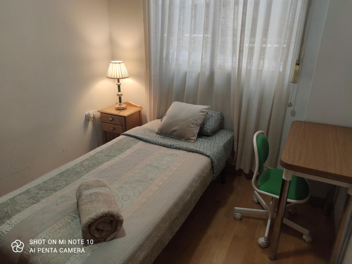 Habitacion L Appartement Madrid Buitenkant foto